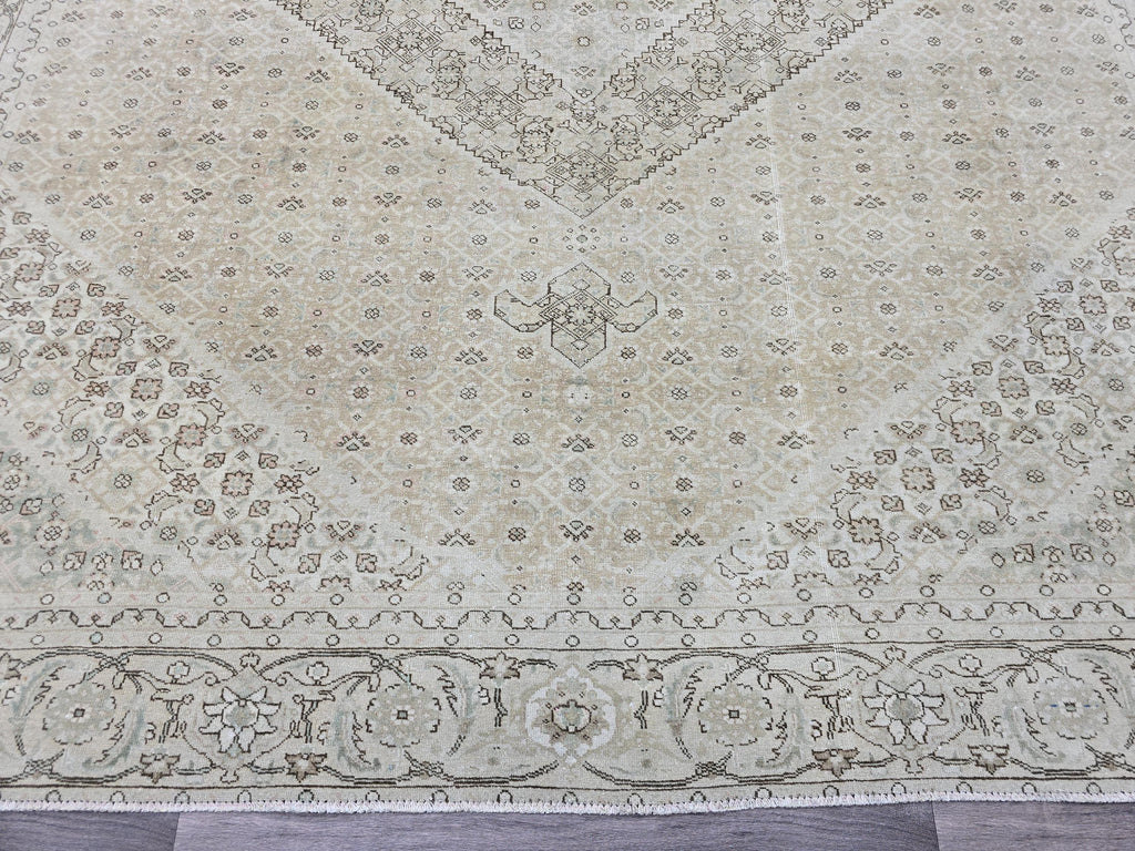 10x12 Neutral Vintage Rug/ Handmade Wool Turkish Rug for Livingroom and Bedroom/ Muted Oushak Area Rug for Bedroom and Office/ Heriz Rug
