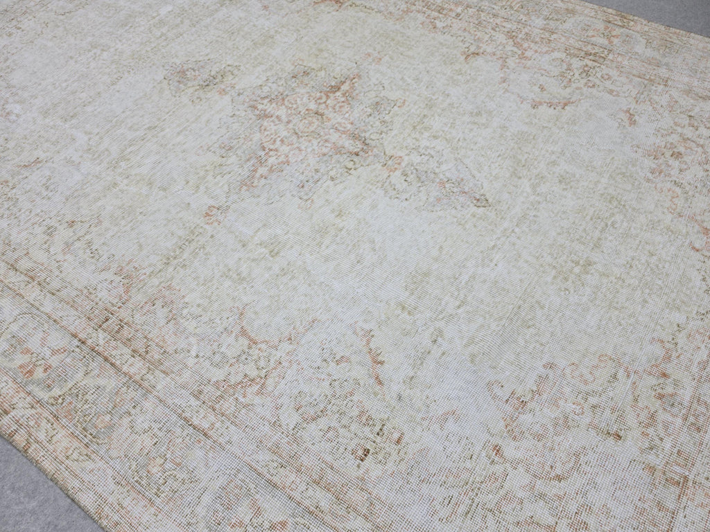 Turkish Wool Rug 7x10, Ivory Cream Medallion, Distressed Neutral Carpet