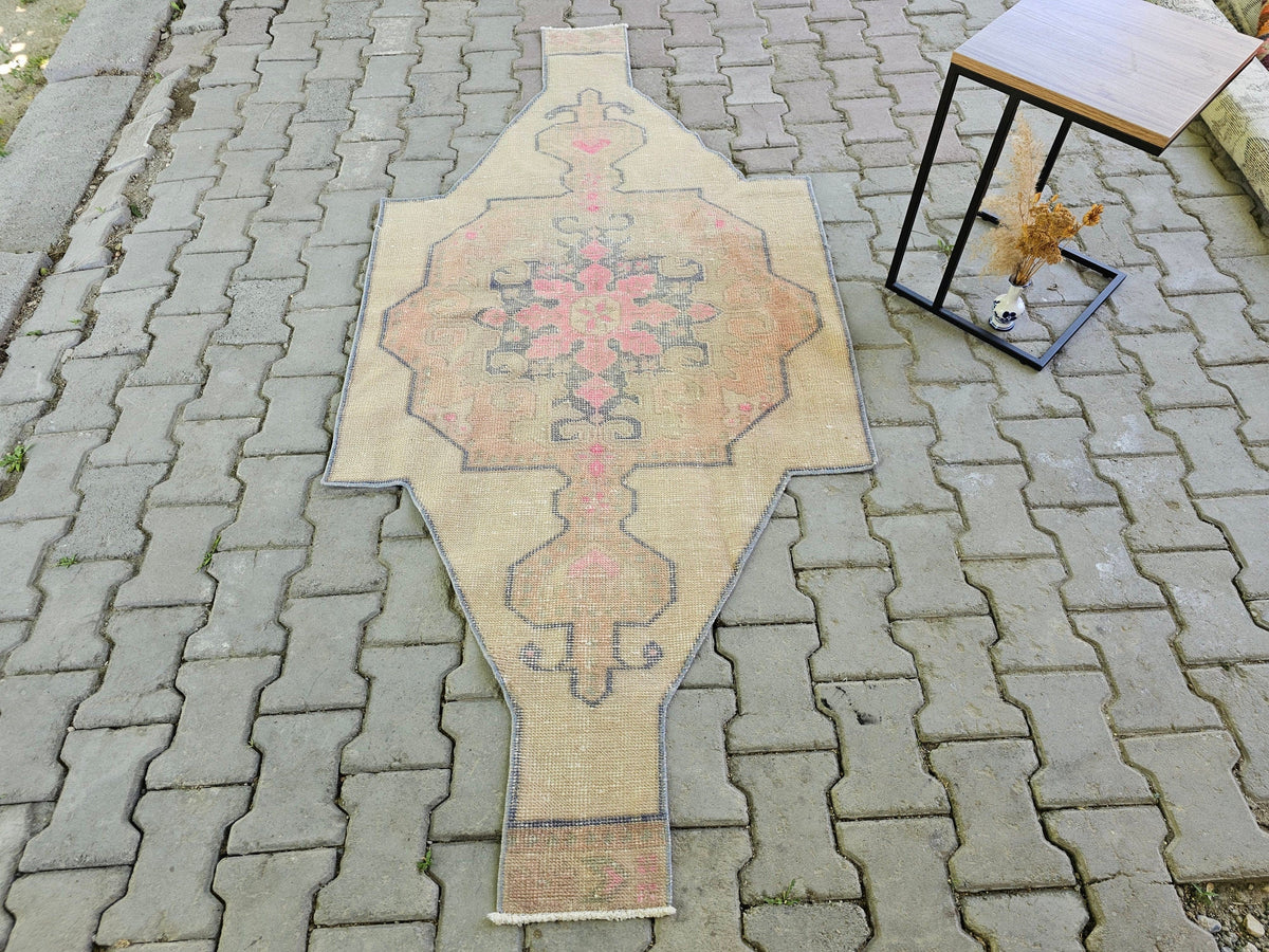 Vintage Geometric Turkish Rug: Hand-Knotted Wool Oushak Rug (3.3 x 7.5 ft)