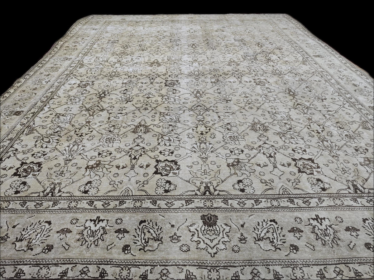 11x14 Neutral Wool area Rug: Extra Large Anatolian Style Vintage rug, Turkish Carpet for Livingroom and Palace Size boho decor rug