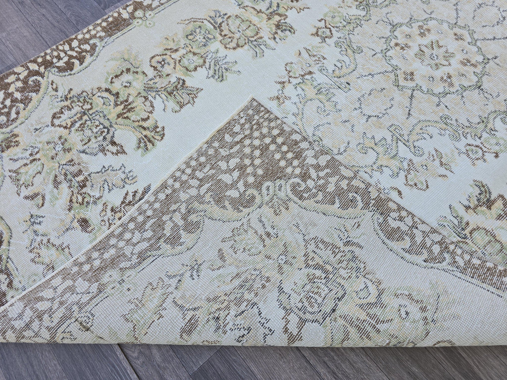 5x8 Hand Knotted Turkish Rug: Vintage Wool Floral Carpet