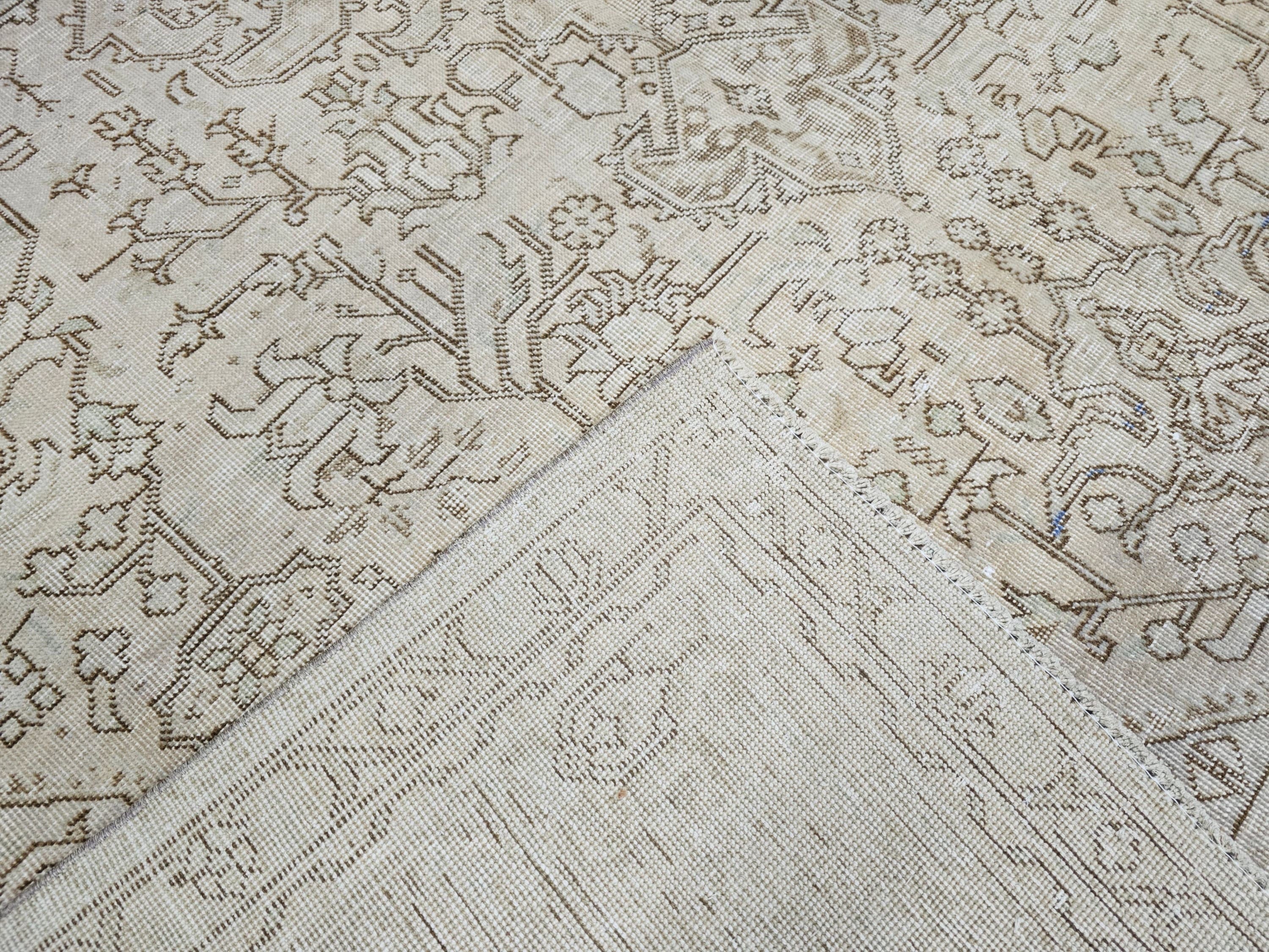 Vintage Anatolian Rug 9x12: A Timeless Treasure for Your Home