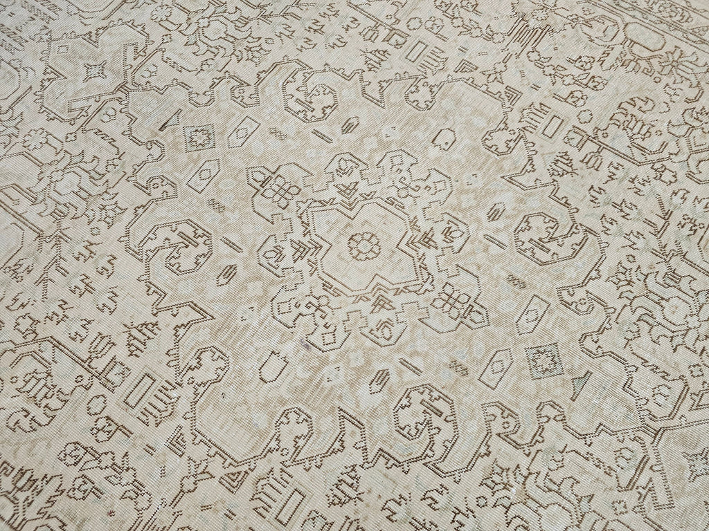 Oversized Neutral Oushak Rug: Vintage Geometric Turkish Wool Carpet (9.6x12.6 ft)