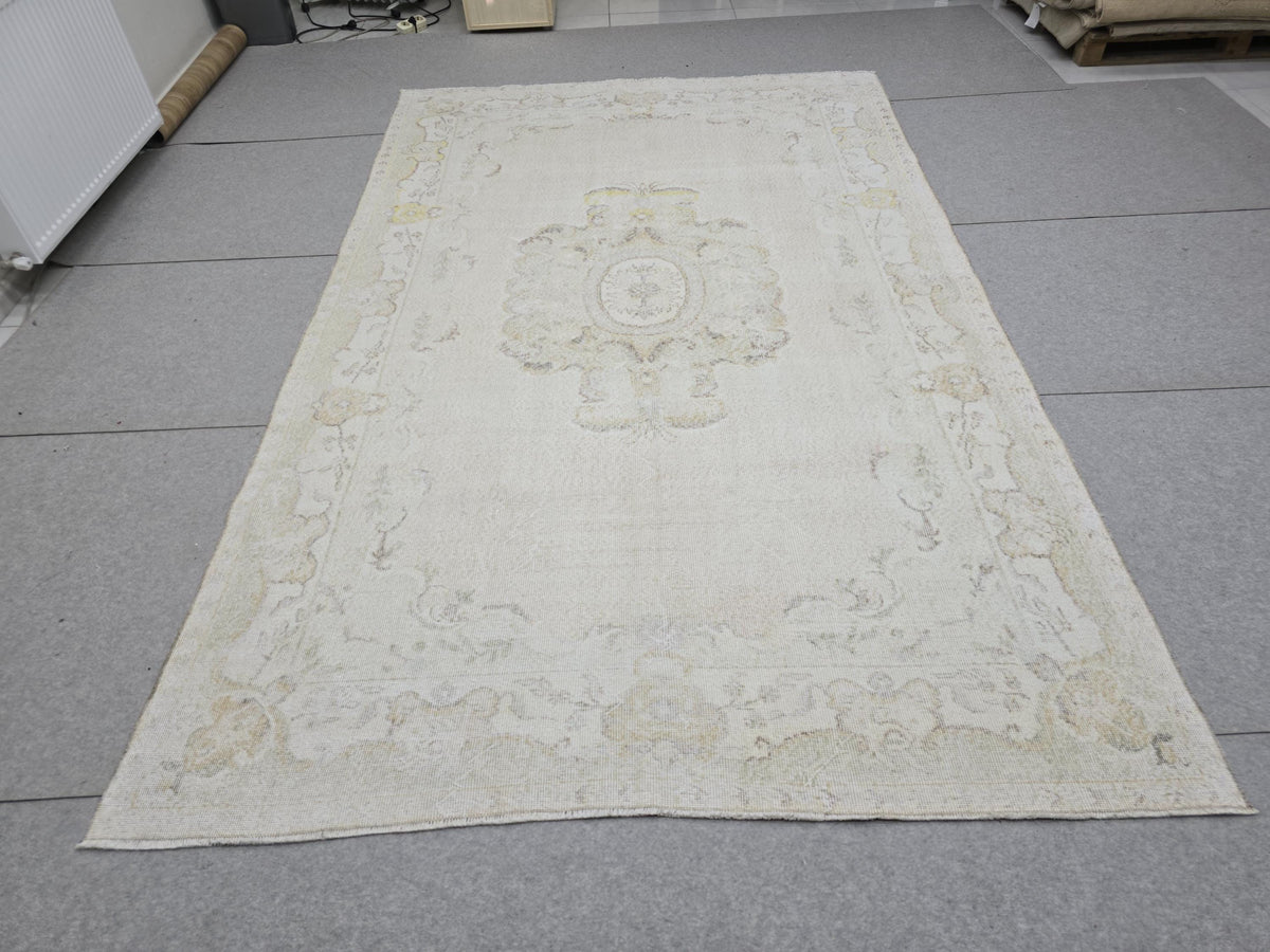 Vintage Anatolian Rug 6x10 Handwoven Cream Beige Neutral Oriental Wool Area Carpet 191x306 cm