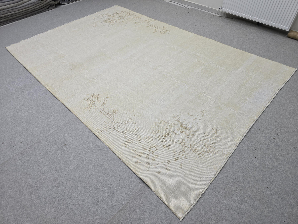 Large Vintage Turkish Rug 7x10, Neutral Beige Area Rug, Hand-Knotted Floral Wool Carpet, Muted Aesthetic Home Decor, Soft Cream Oushak Rug