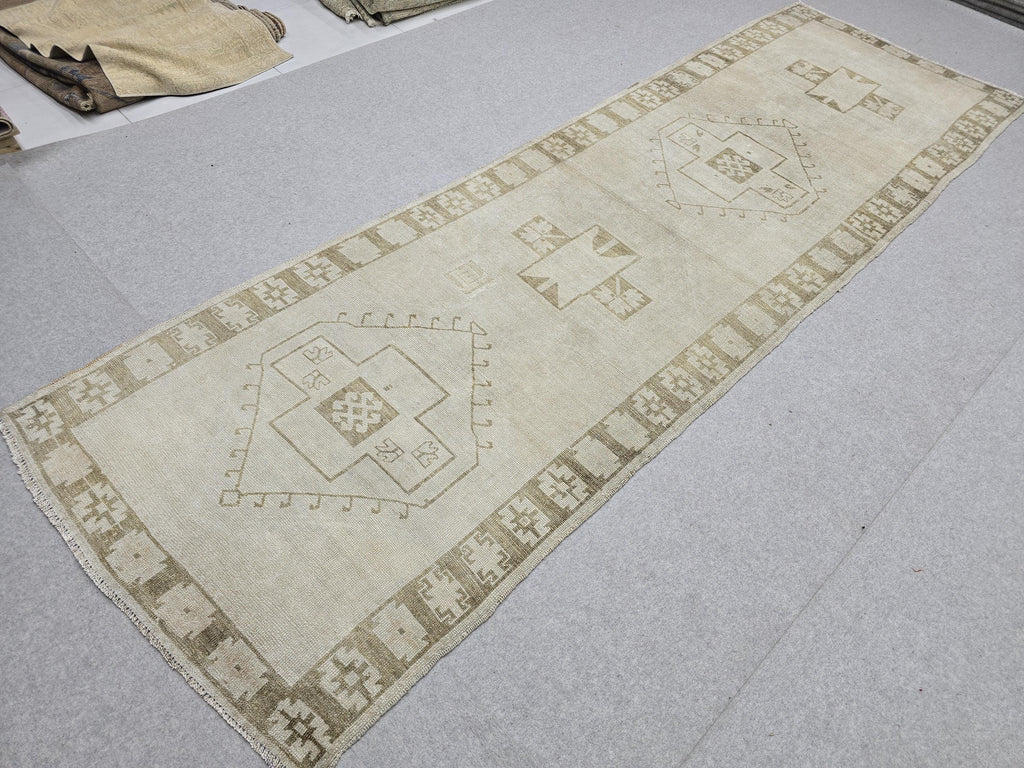 Oushak Rug 4x12, Neutral Runner Rug, Faded Hand Knotted Wool Turkish Runner, Muted Beige Hallway Rug, Vintage Boho Stair Neutral Runner