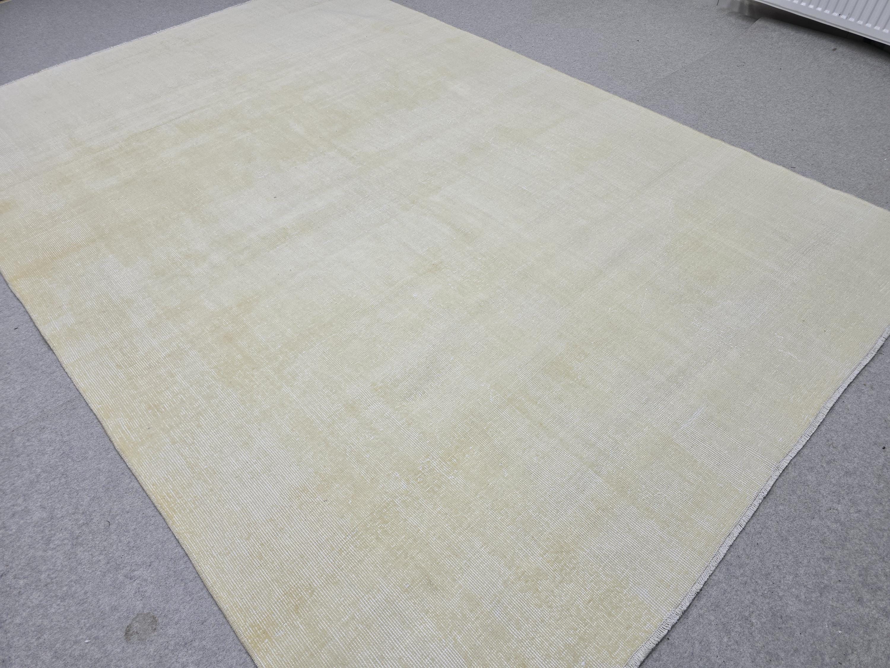 Hand-Knotted Wool Oushak Rug 7x10: Cream Beige Vintage Turkish Rug