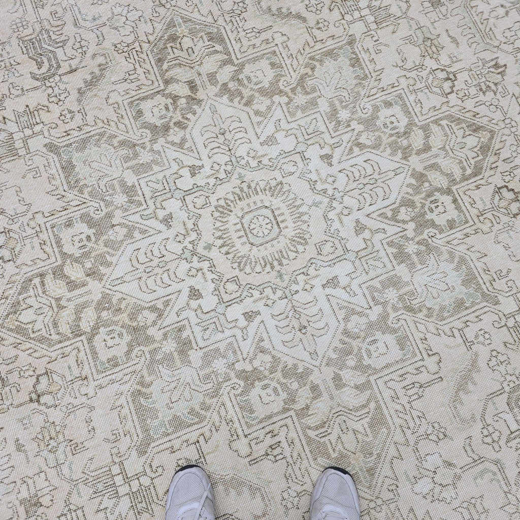 Oversized Neutral Turkish Oushak Rug (9.5x13 ft), Vintage Wool Carpet