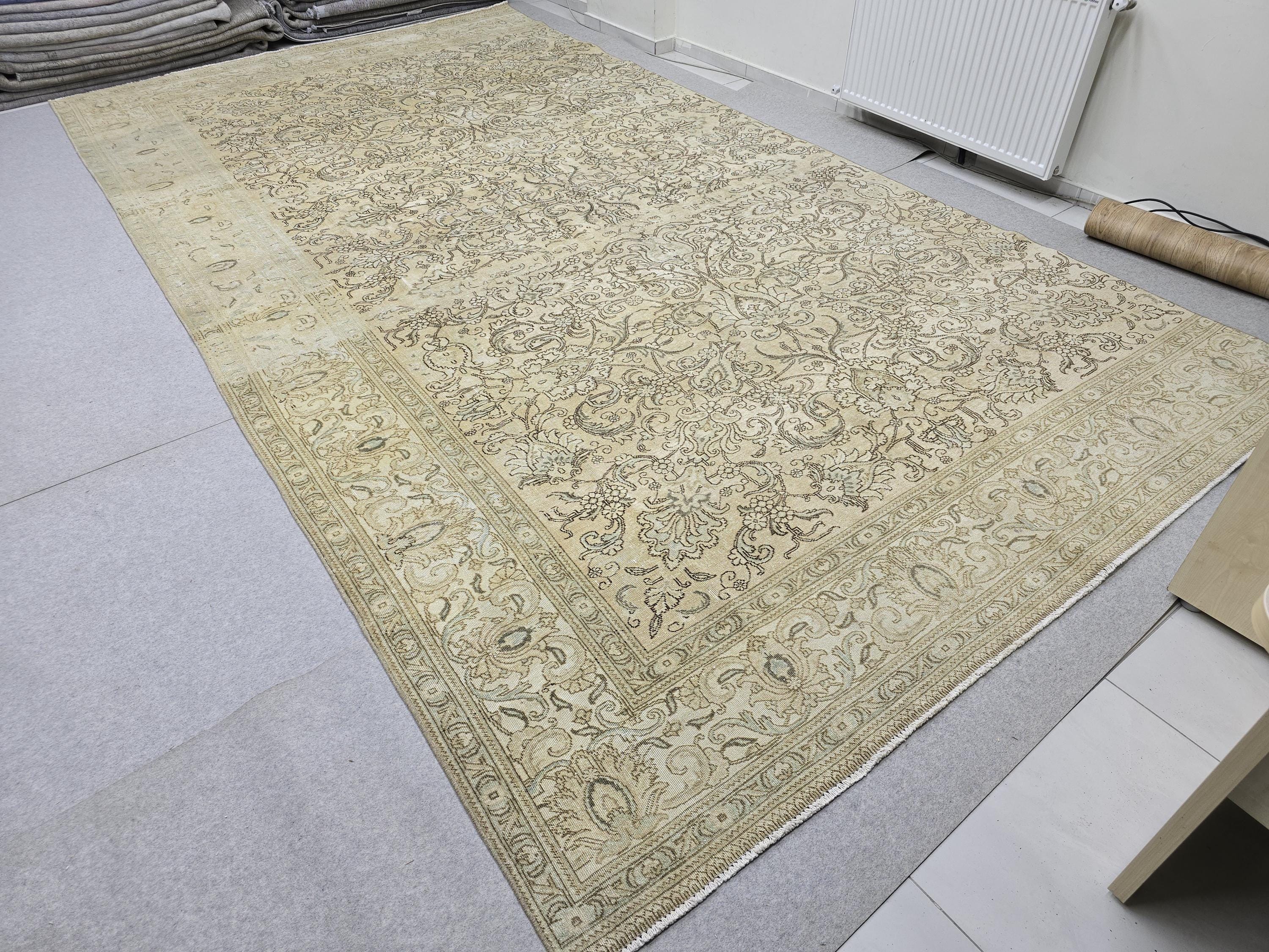 8x15 Hand Knotted Wool Area Rug, Muted Beige Floral Living Room Carpet (8x15 ft)