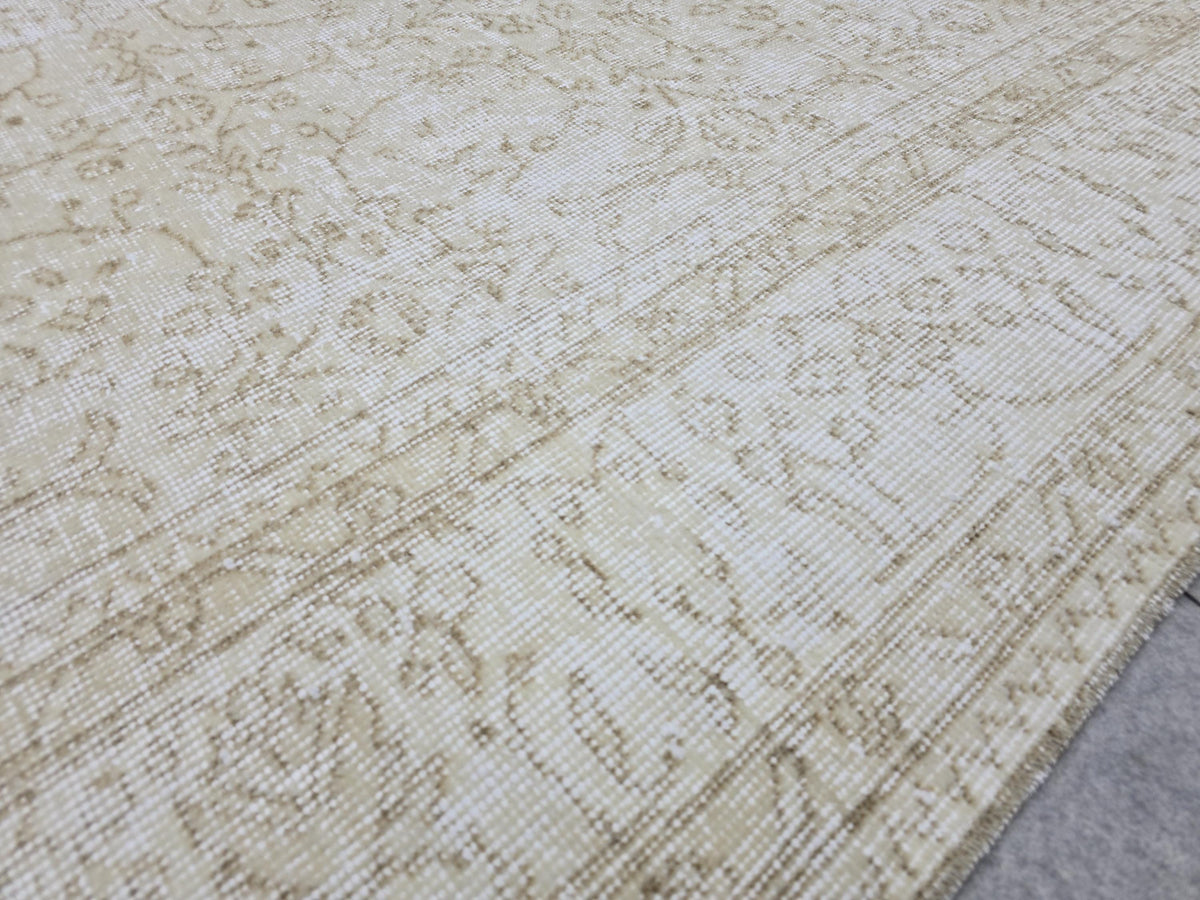 6x10 Vintage Turkish Oushak Rug: Hand-Knotted Wool, Neutral Beige