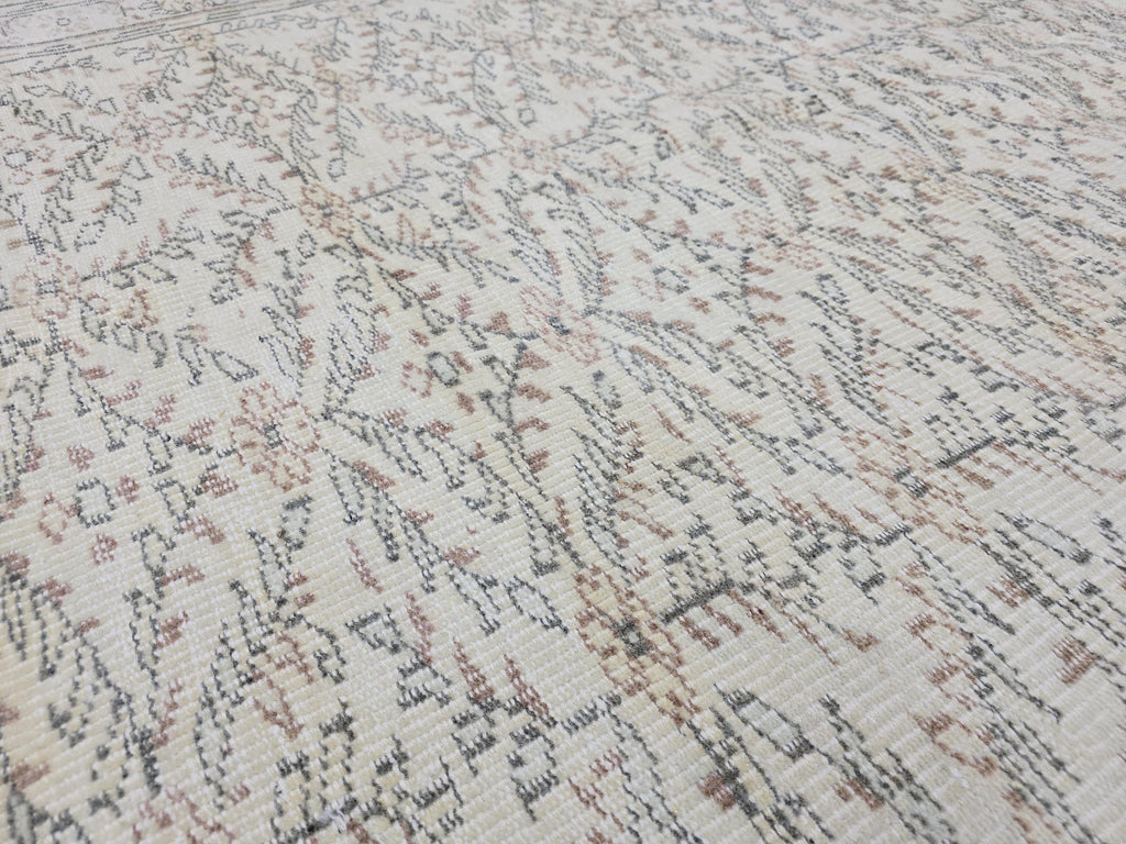 6x9 Vintage Turkish Oushak Rug: Handmade Wool Ivory Beige Carpet