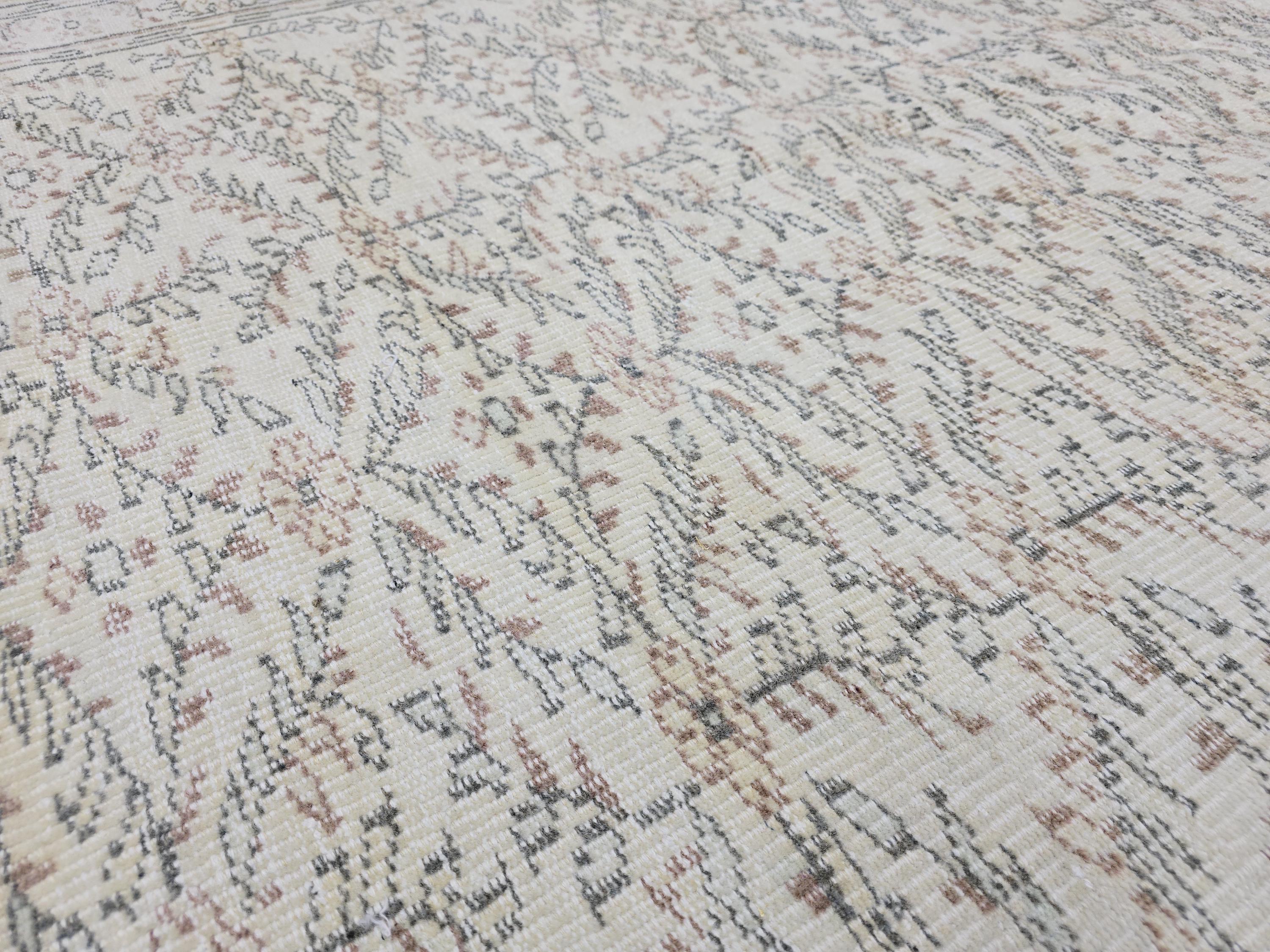6x9 Vintage Turkish Oushak Rug: Handmade Wool Ivory Beige Carpet