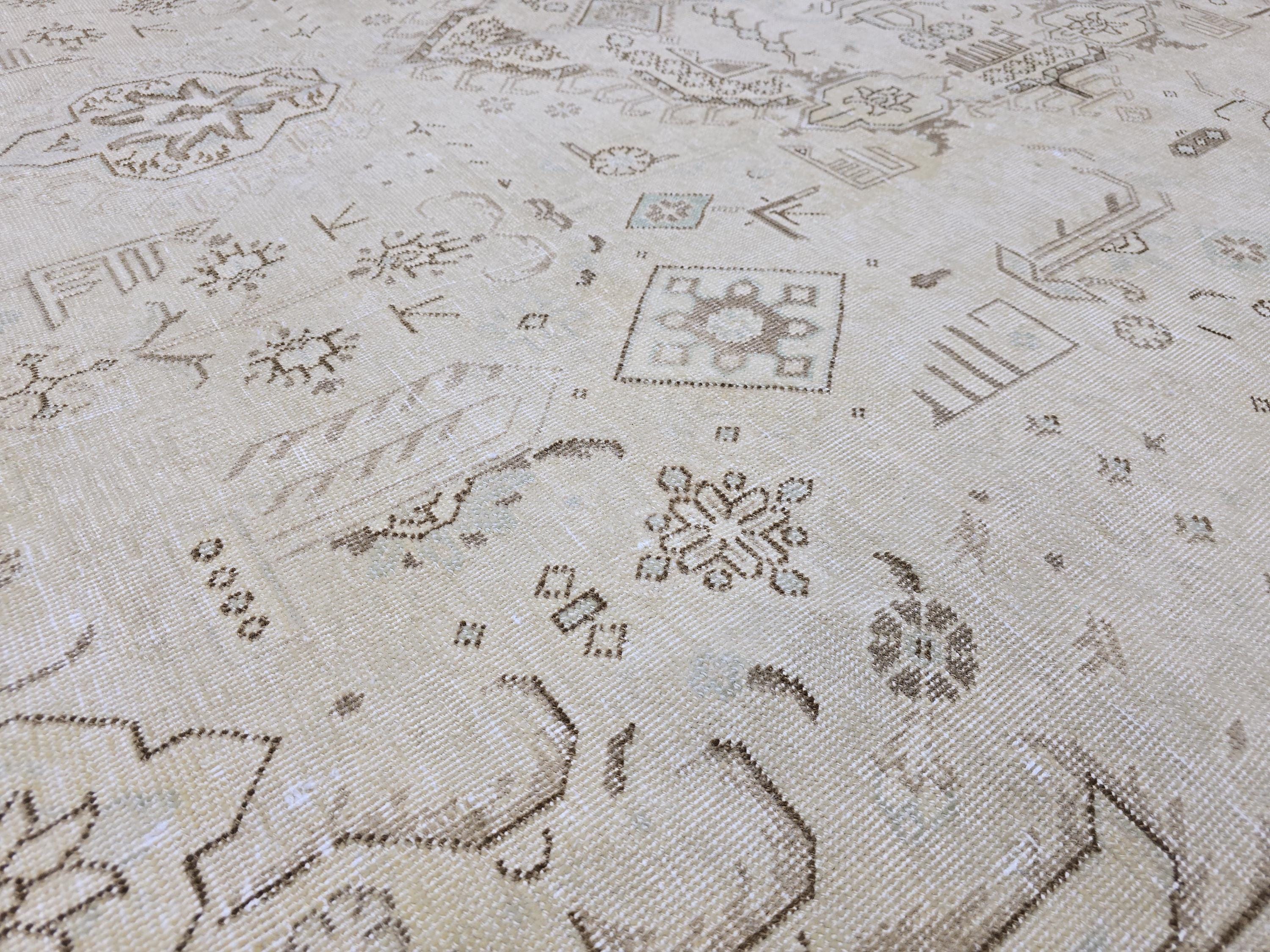 Vintage Oushak Rug: Large Neutral Beige Turkish Area Rug (9'7" x 12'5")