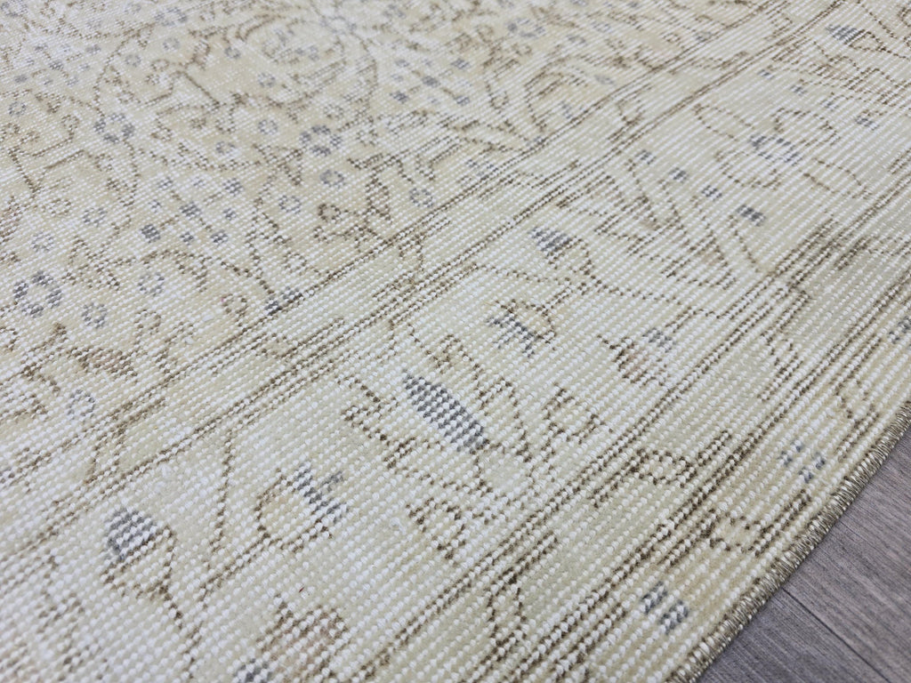 Vintage Turkish Oushak Rug 5x8: Handmade Wool Beige Carpet