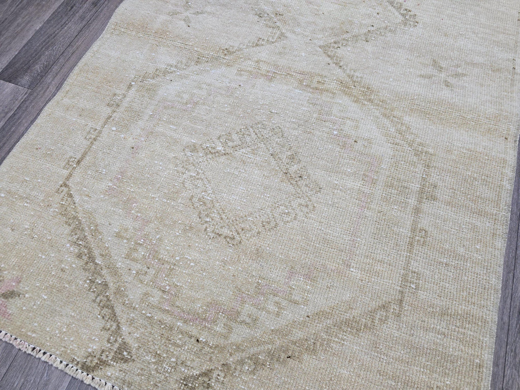 3x4 Neutral Oushak Turkish doormat, wool Vintage Bathmat, Small Turkish Rug