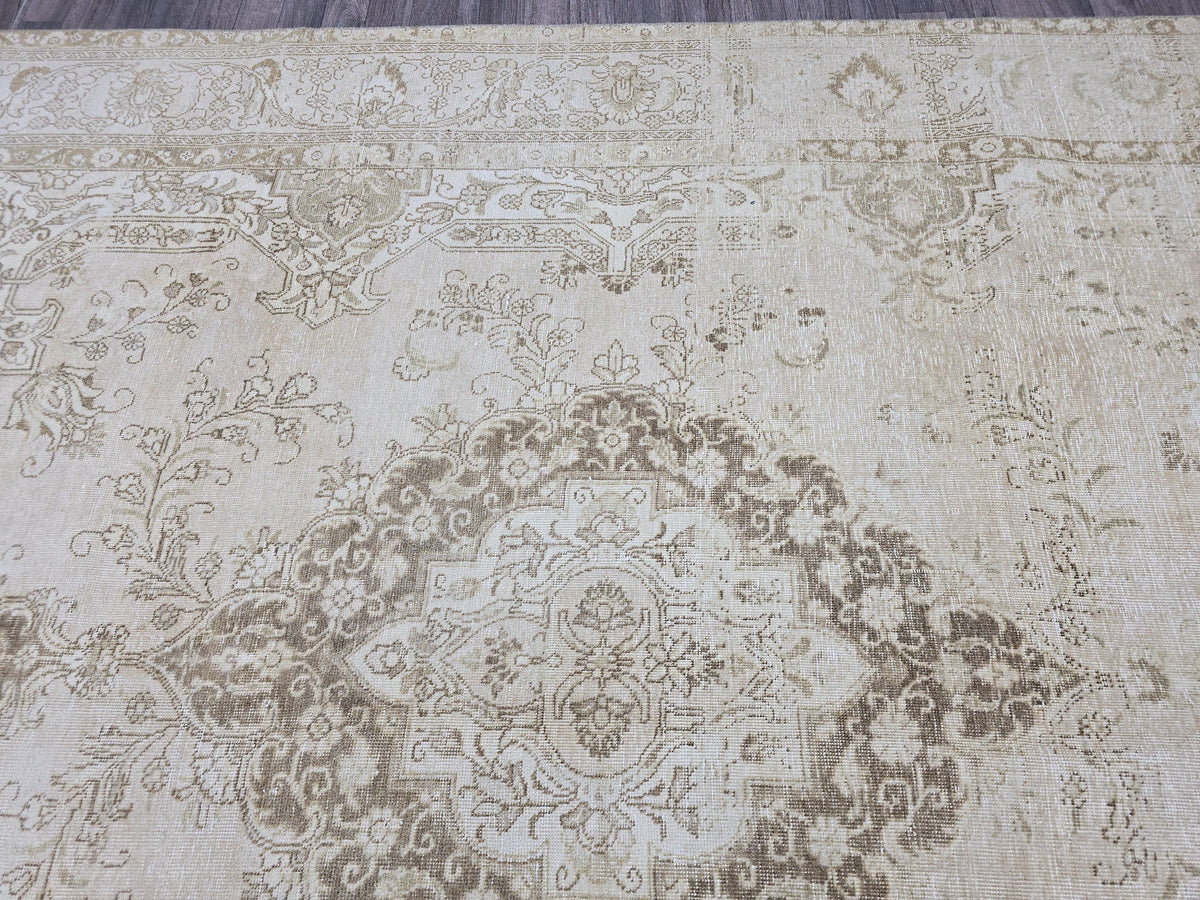 Vintage Turkish Oushak Rug: 9x12 Beige Wool Handmade Carpet