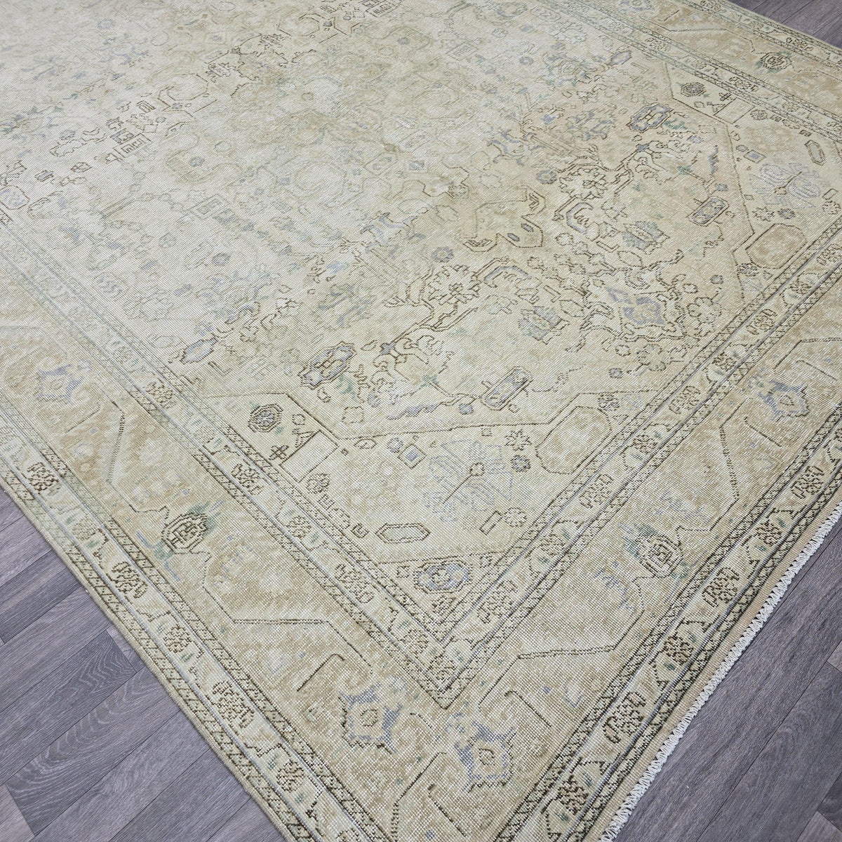 8x11 Vintage Oushak Rug: Neutral Anatolian Wool Carpet