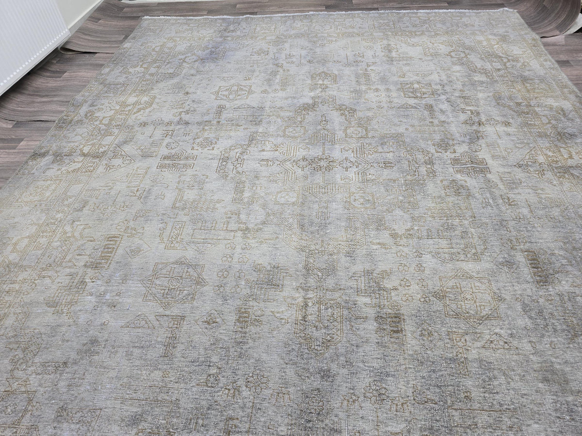 Hand-Knotted Wool Turkish Oushak Rug: 10x12 Overdyed Gray