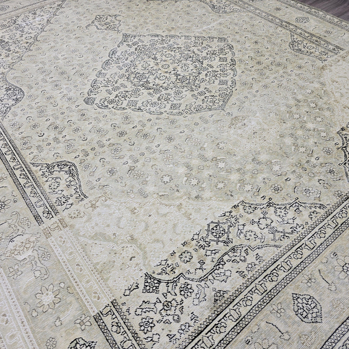 Antique Turkish Rug 10x12, Oversize Vintage Neutral Area rug for Livingroom and Bedroom Handmade