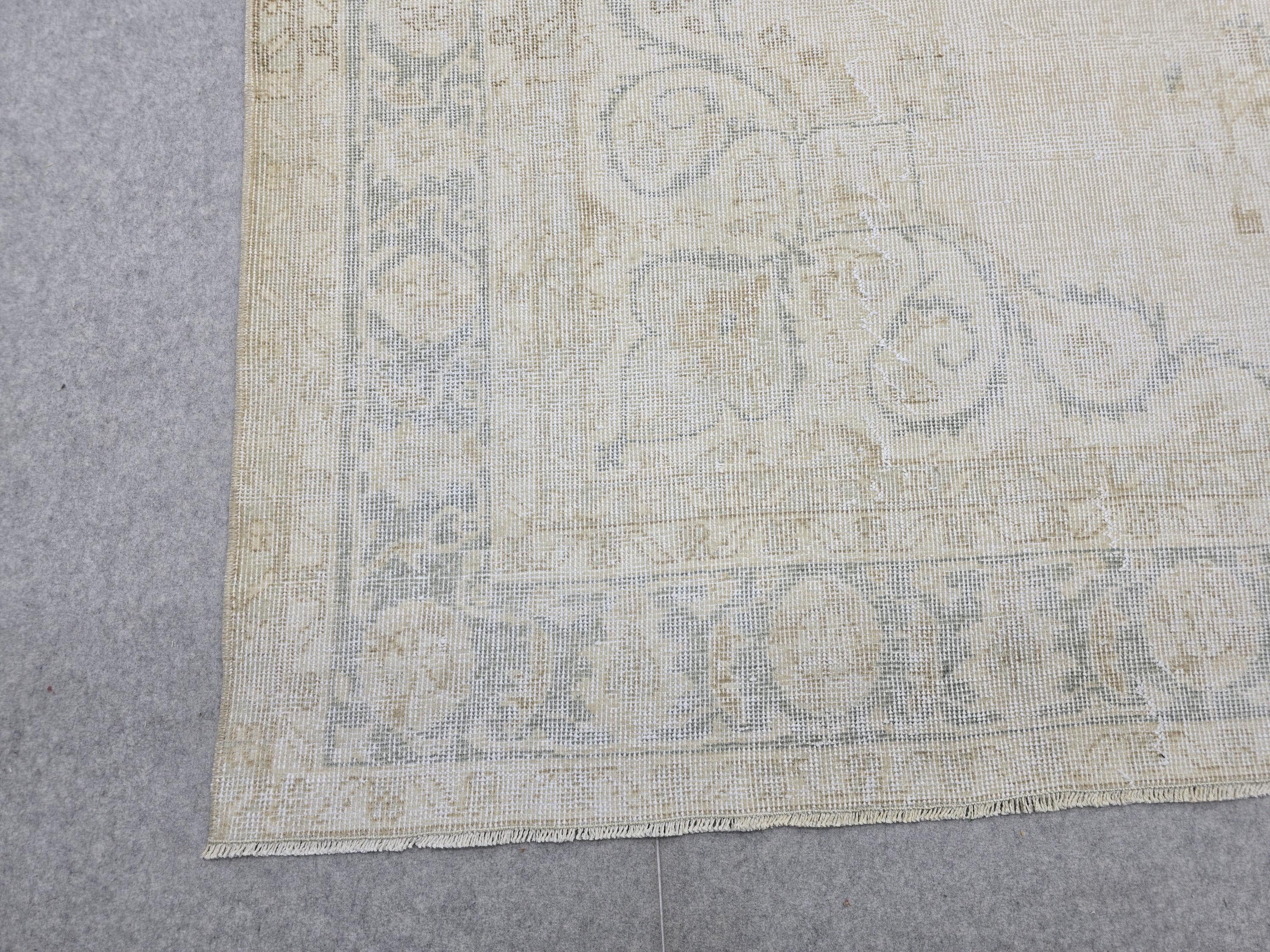 Neutral Floral Design Rug, 7.55 x 10.65 feet, HandWoven Wool Rug, 8 by 11 Area Rug, Turkish Rug for Home Decor, Antique Oushak Rug, Boho Rug