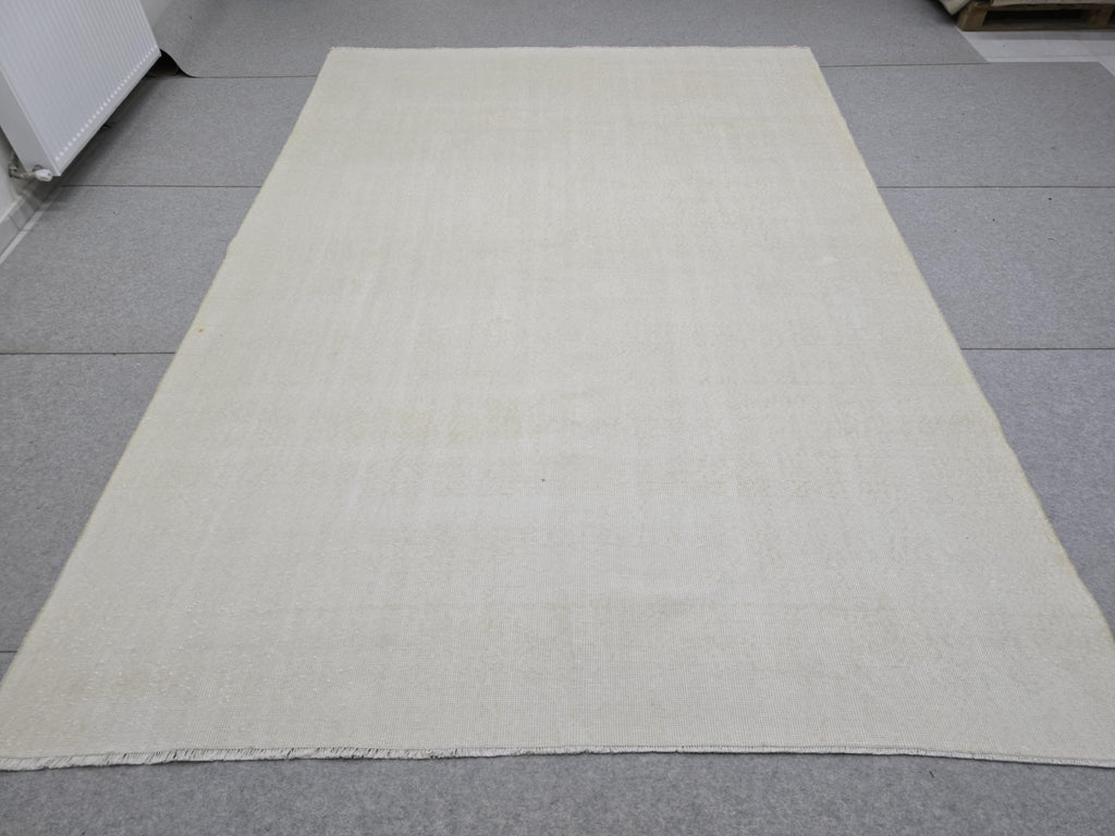 7x10 feet Wool Turkish Oushak Rug: Handknotted Vintage Wool, Muted Neutral