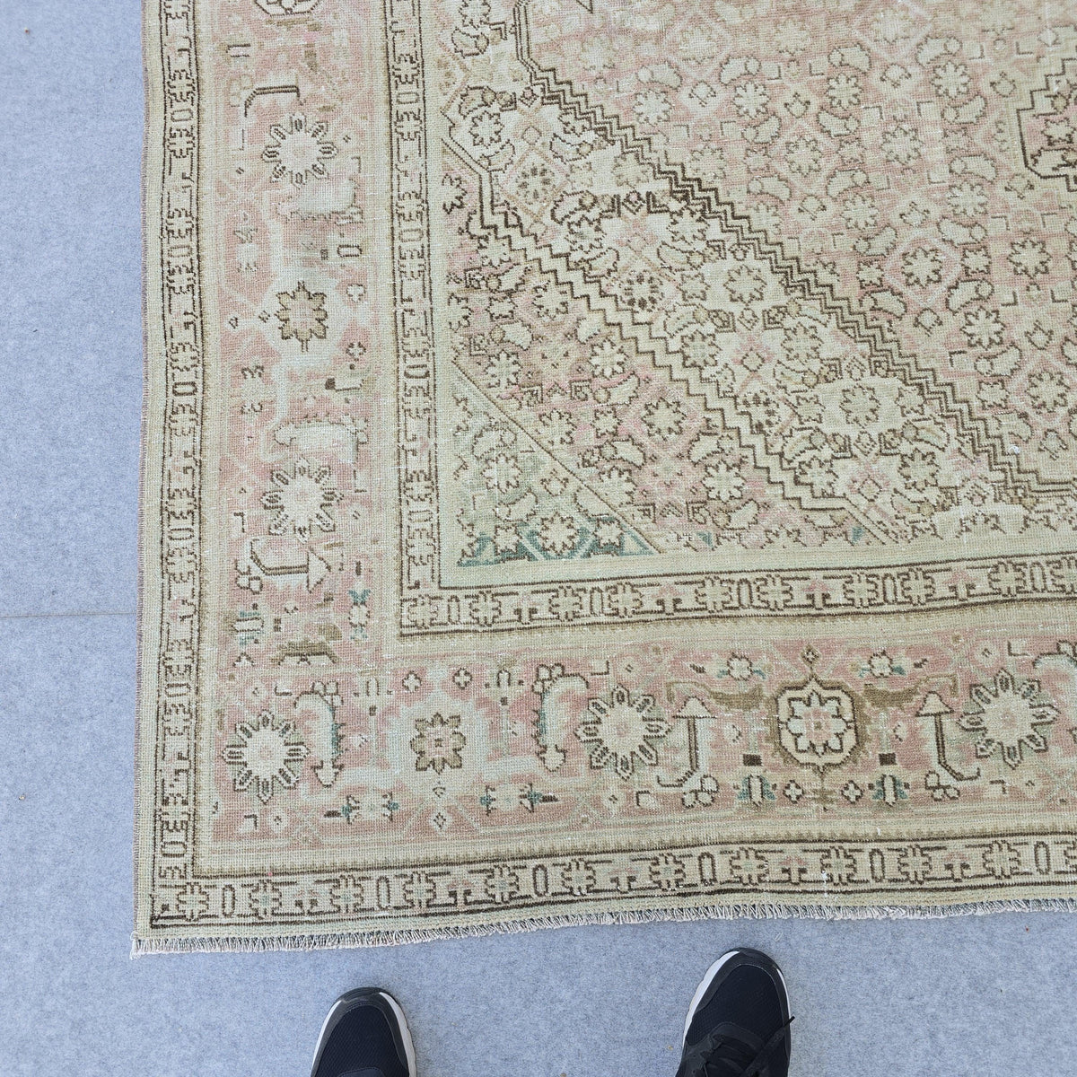 8x11 feet Neutral Turkish Oushak Area Rug Cream Pink Wool Handmade