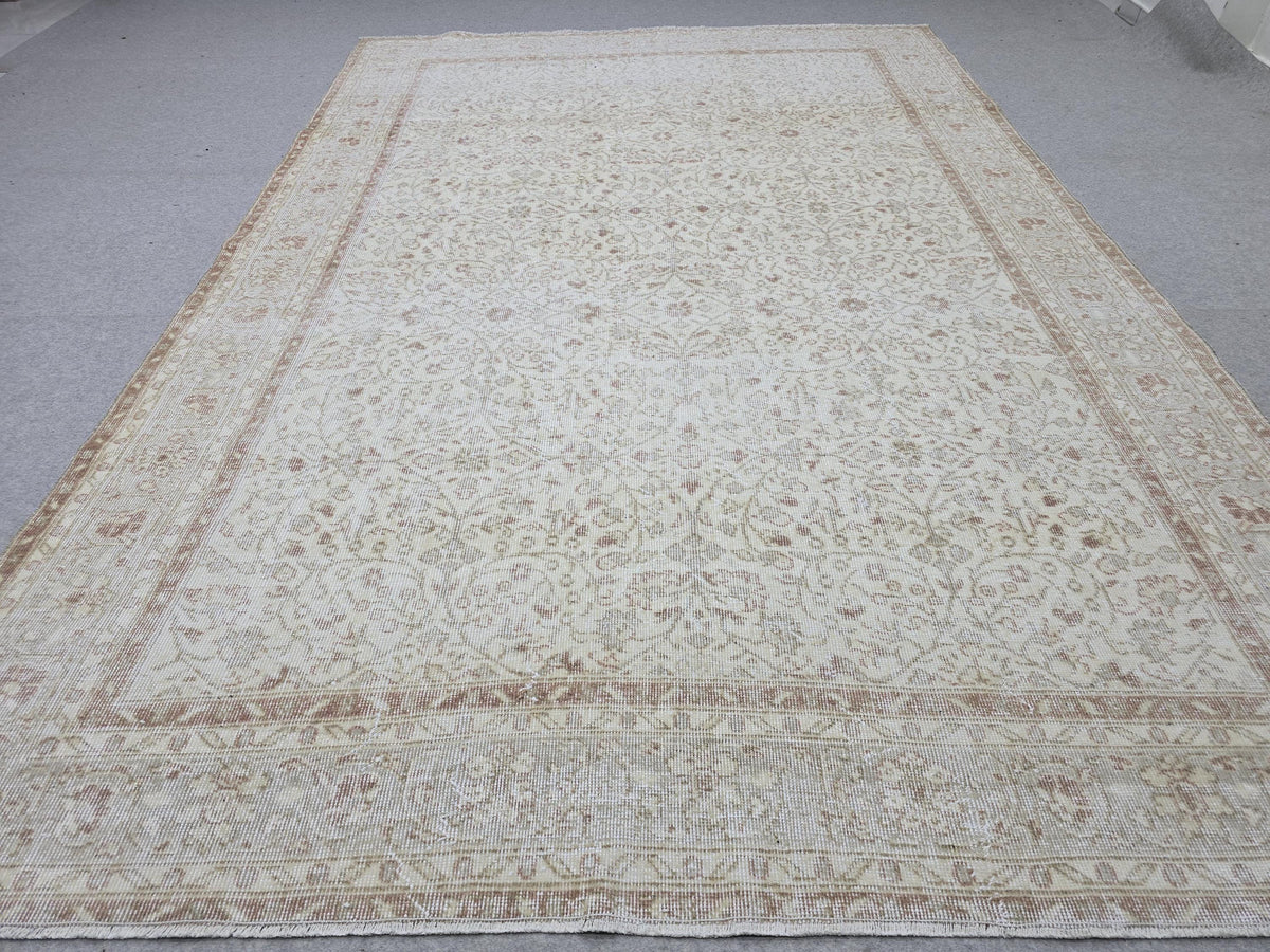 Handknotted Oushak Wool Rug 7x10, Cream Terracotta Floral Turkish Carpet