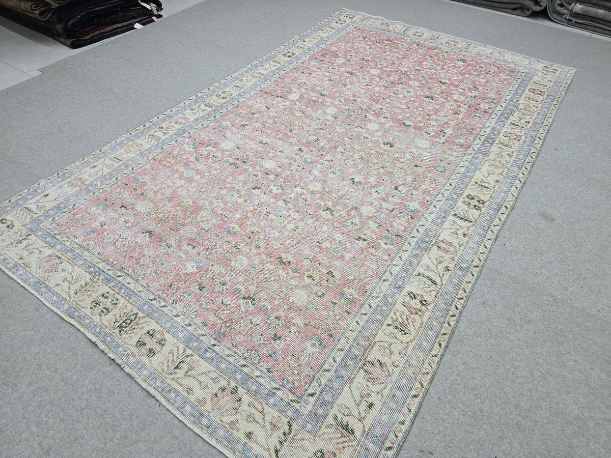 Large Vintage Turkish Rug, 6x11 Floral Oushak Area Rug, Antique Pastel Muted Carpet, Bohemian Home Decor Rug, Hand-Knotted pink Wool Rug