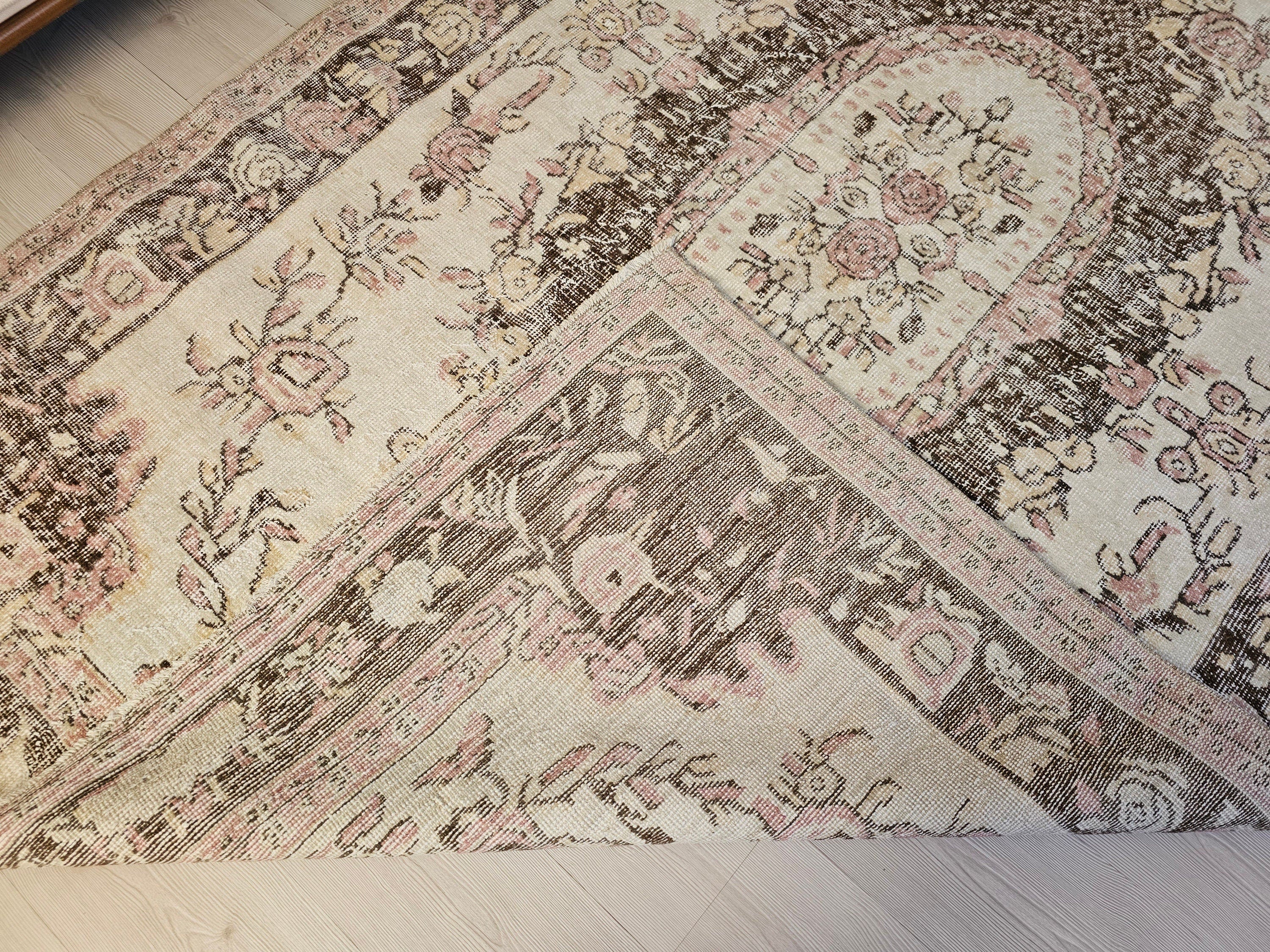 6x9 Neutral Vintage Turkish Oushak Area Rug, Floral Design Wool Rug //5.70x9.25 feet