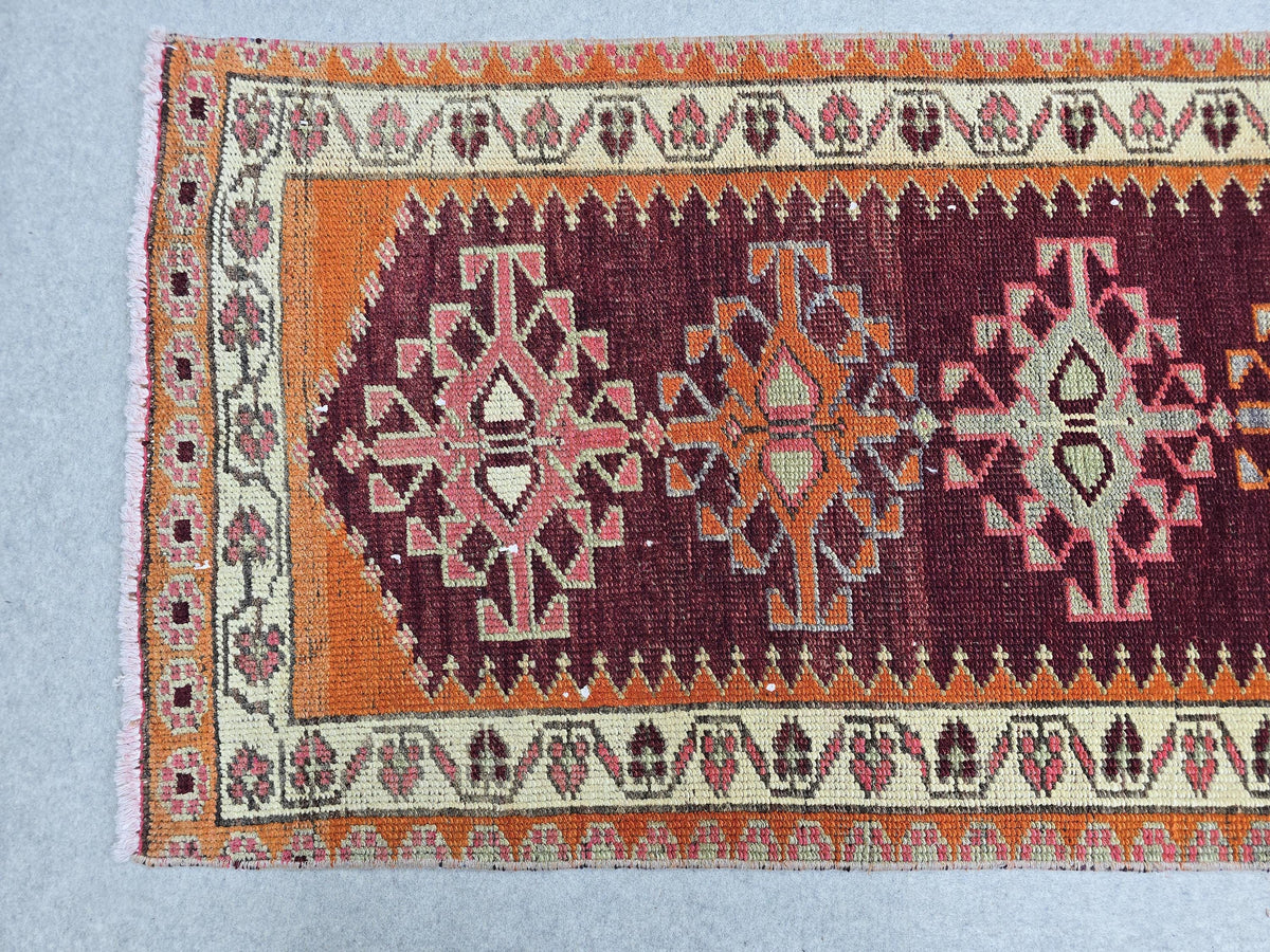 2.5x13 feet Vintage Wool Runner Rug: Muted Pastel Color Oriental Turkish Runner for Hallwa, Kitchen and stairs