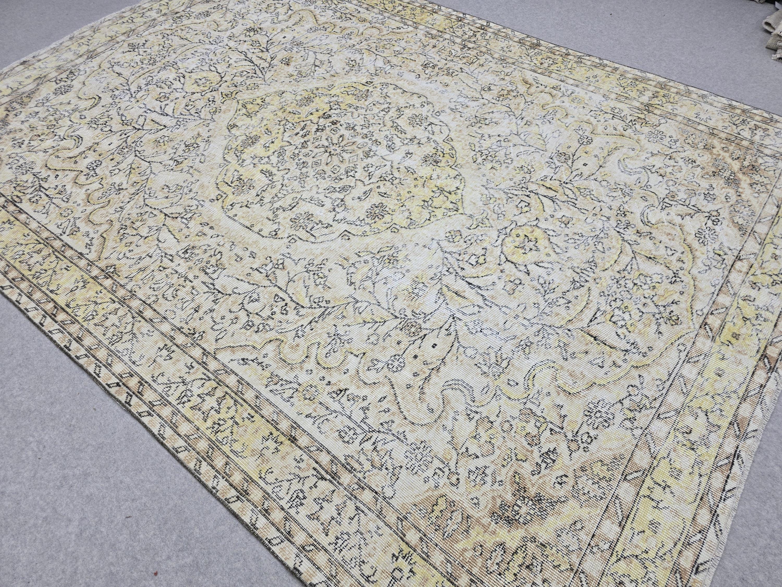 7x9 Neutral Vintage Turkish Oushak Rug for Bedroom/ High Quality Wool Area Rug