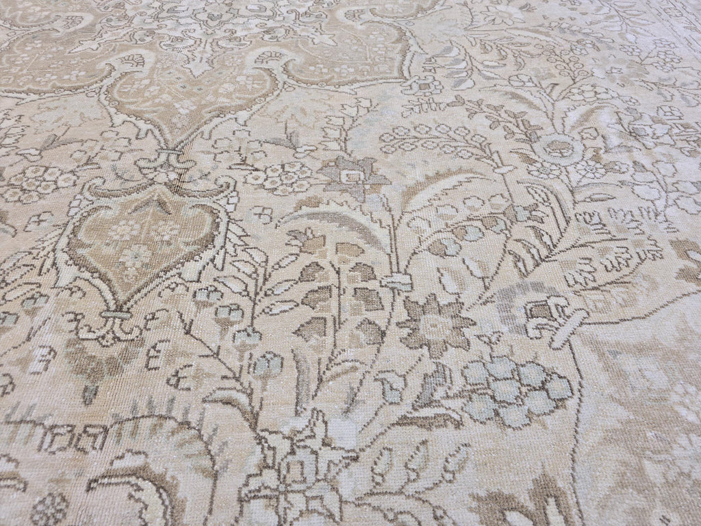 Vintage Turkish Oushak Rug 10x12: Beige Wool Floral Medallion Carpet