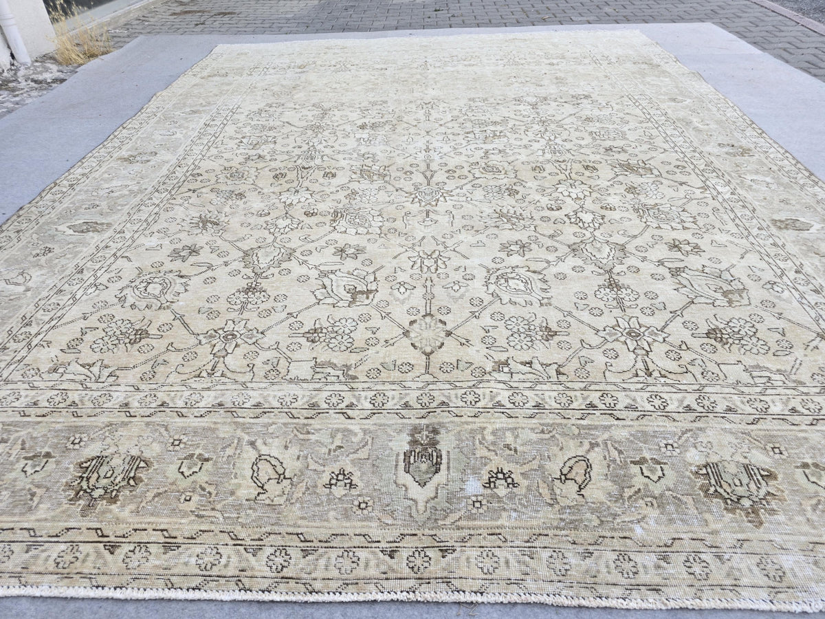 Turkish 9x12 Oushak Rug Neutral : Muted Vintage Wool Carpet  (9.3x12.4 ft)