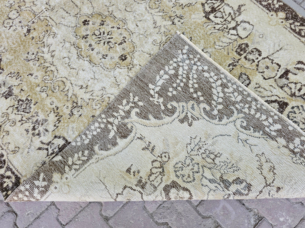 5x8 Vintage Turkish Oushak Rug: Hand-Knotted Wool Entry Rug