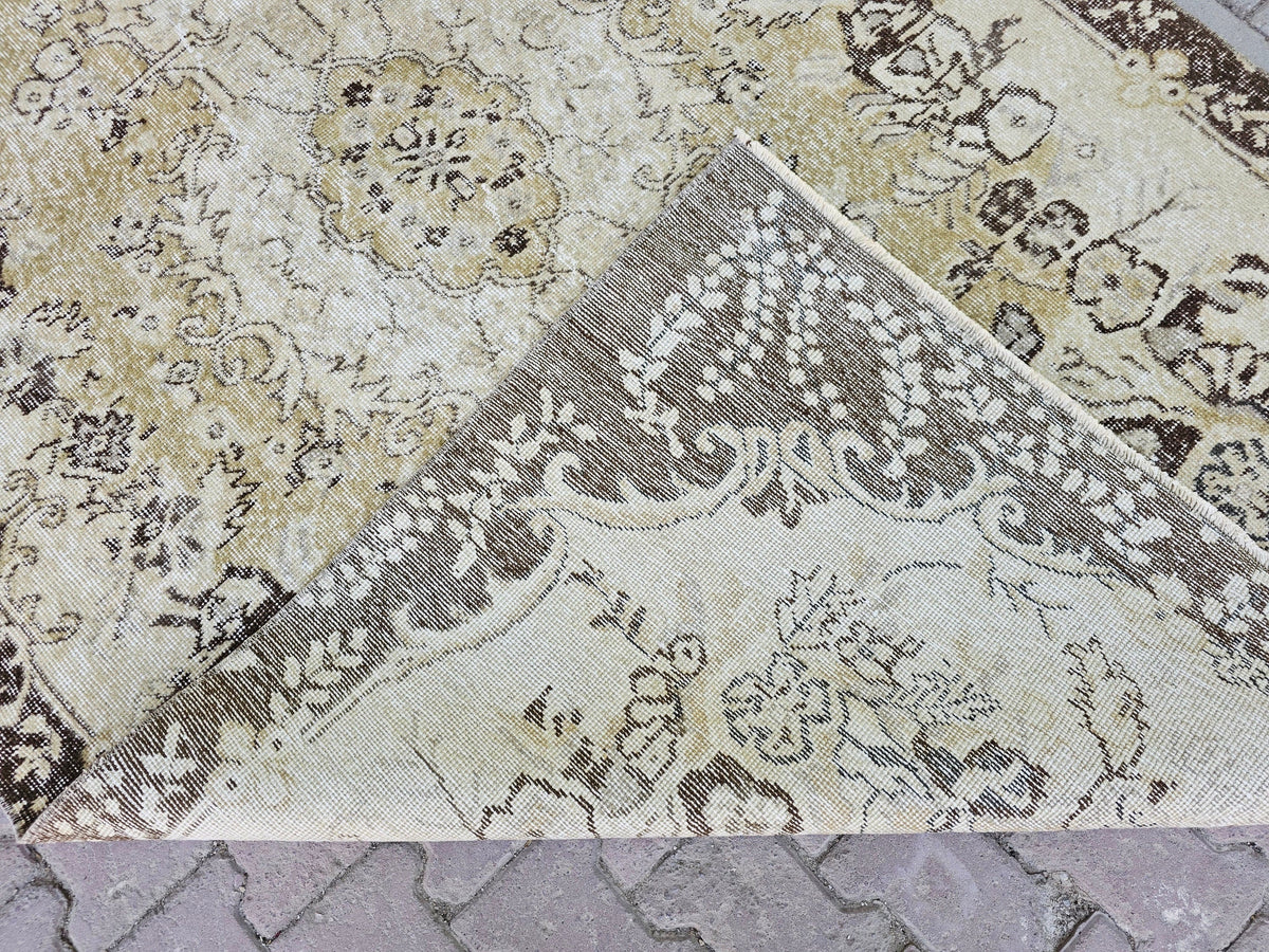 5x8 Vintage Turkish Oushak Rug: Hand-Knotted Wool Entry Rug