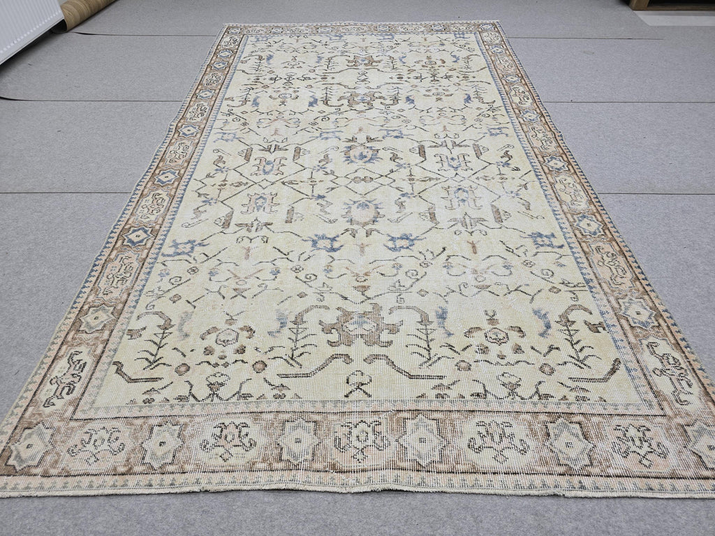 Vintage Turkish Oushak Rug 6x9, Hand Knotted Cream Blue Floral Carpet