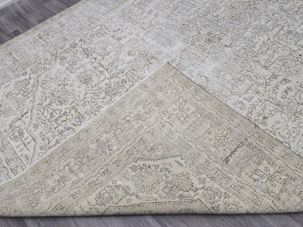 Oversized Neutral Oushak Rug: Vintage Turkish Wool Carpet (9.35x12.30 ft)