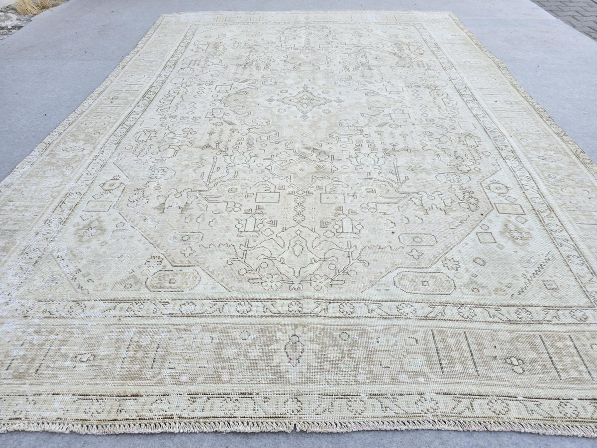 Turkish Rug 8x11, Heavily Faded Bone Beige Area Rug, Distressed Vintage Wool Carpet, Muted Medallion Living Room Boho Decor