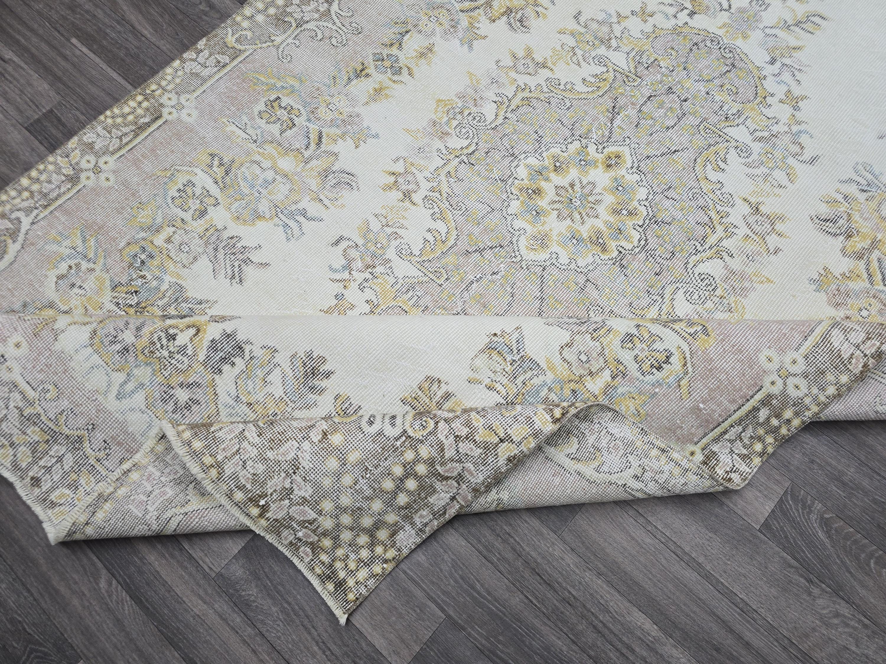 Hand Knotted Turkish Vintage Area Rug – 5.4x9 ft | Cream, Pink, Brown, Gold Accents