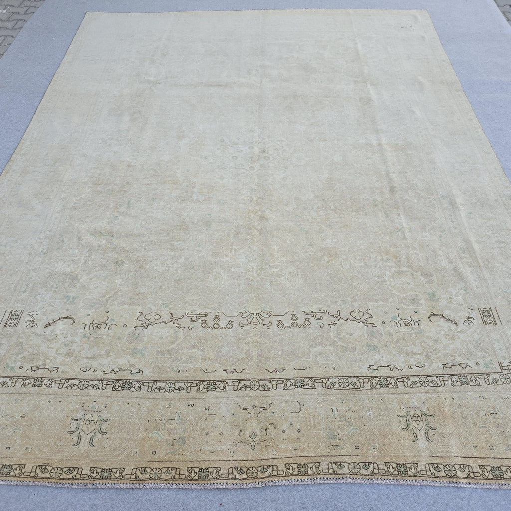 Antique Oushak Rug 9.6x12.6 ft, Faded Turkish Wool Rug, Neutral Decor
