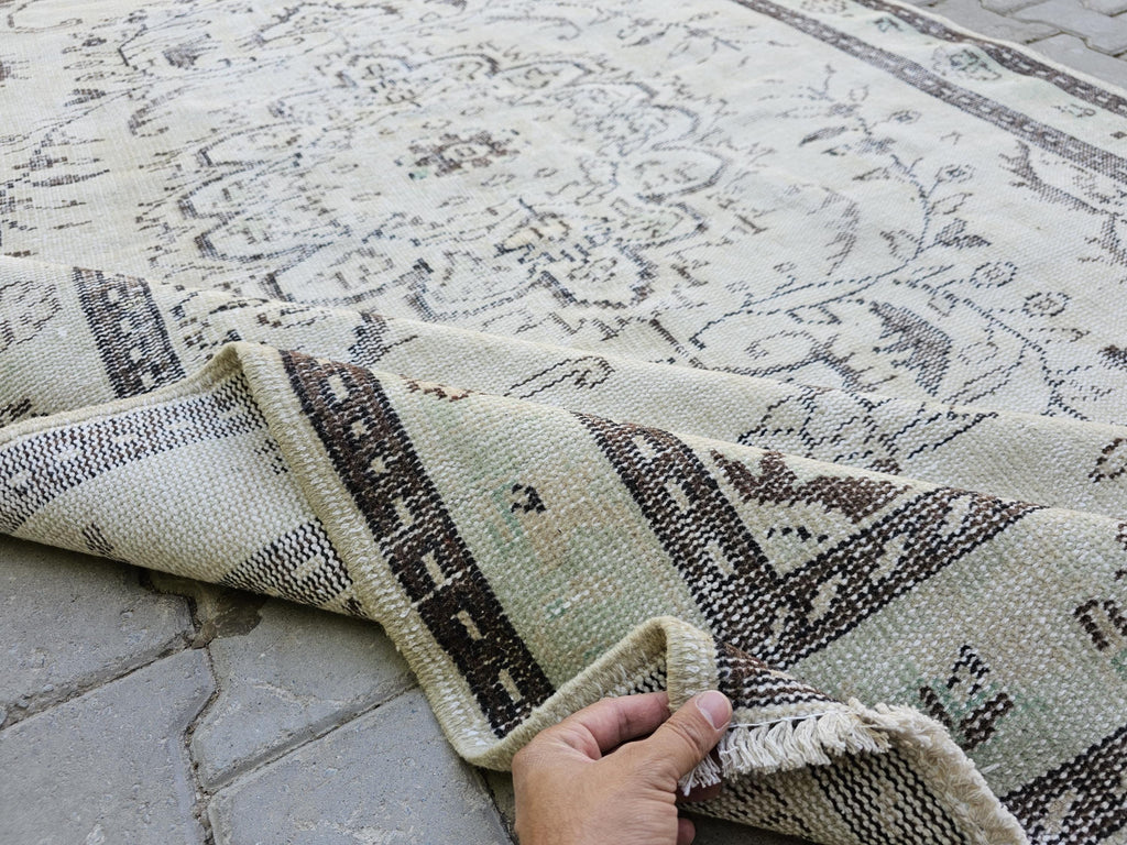 6x9 Neutral Oushak Rug: Vintage Turkish Wool Area Rug
