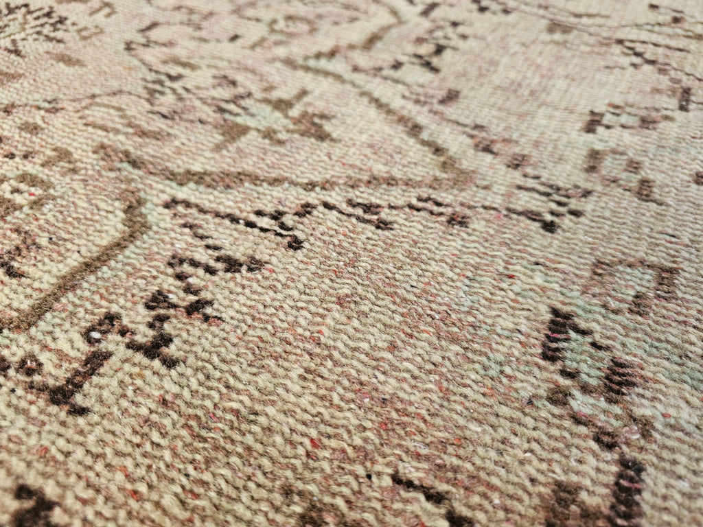 4x9 Authentic Vintage Wool Turkish Rug