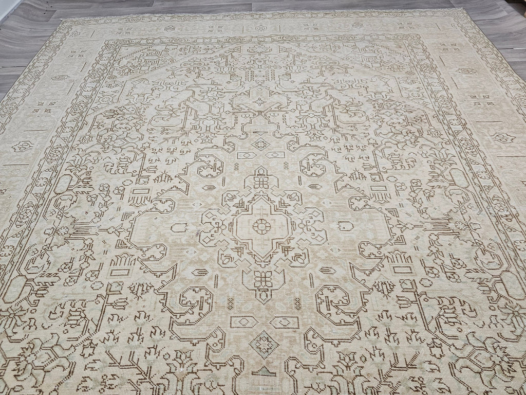 Oversized Neutral Oushak Rug: Vintage Geometric Turkish Wool Carpet (9.6x12.6 ft)