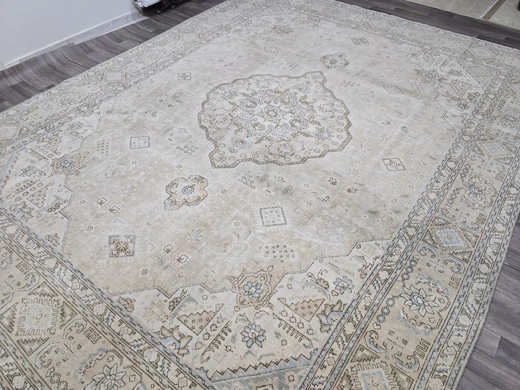 Vintage 9x12 Hand-Knotted Wool Rug: Distressed Neutral Turkish Oushak
