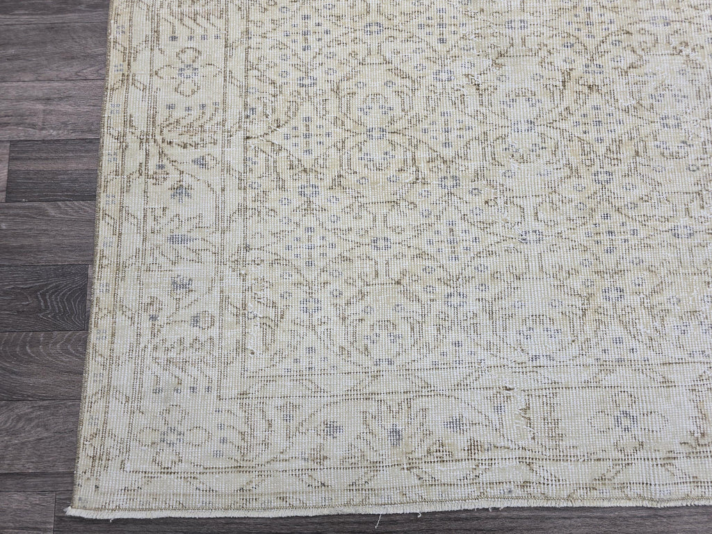 Vintage Turkish Oushak Rug 5x8: Handmade Wool Beige Carpet