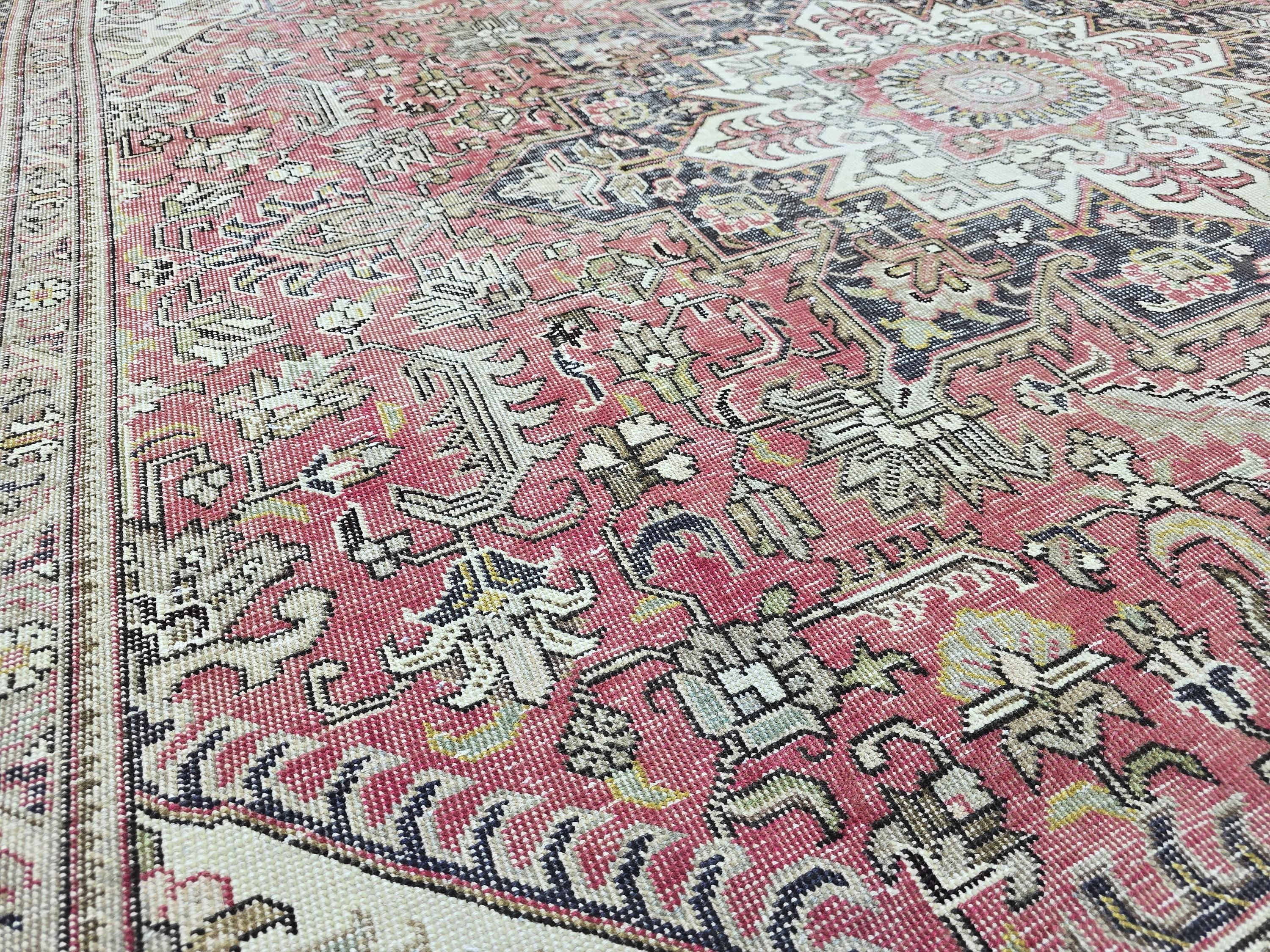 Vintage Hand-Knotted Wool Rug, Red Medallion Turkish Carpet, 9x13 Living Room Area Rug
