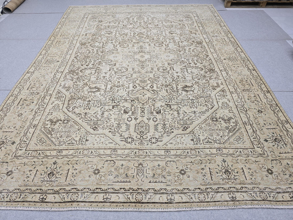 Handmade 8x11 Neutral Area Rug for Livingroom and Bedroom, Hand Knotted Turkish Oushak Rug