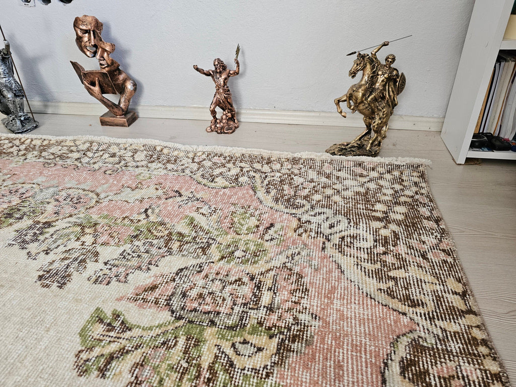 6x10 Vintage Wool Area Rug  - Handwoven Vintage Wool Rug 5.85x10 feet – Pink Cream Floral Bohemian Carpet for Living Room & Bedroom