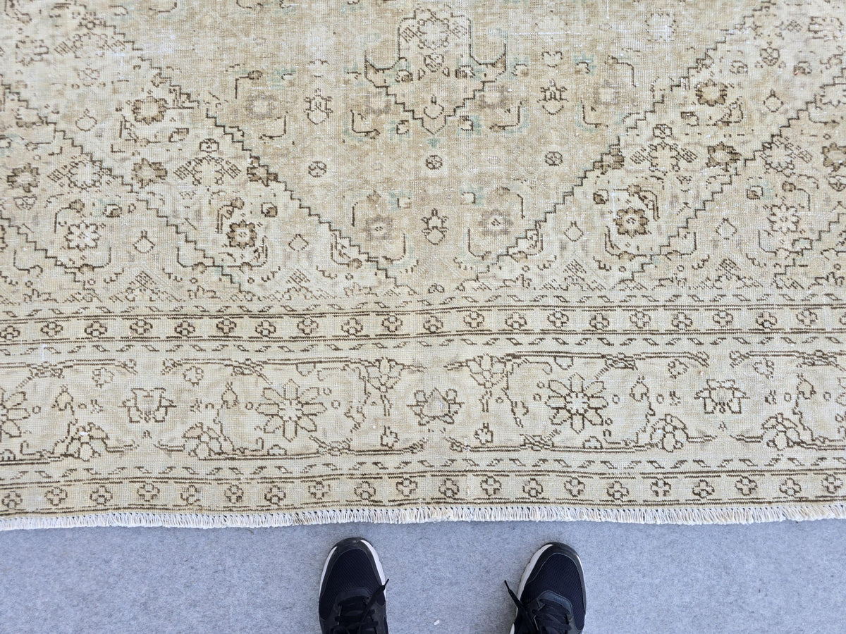 Vintage Turkish Rug 8x10, Neutral Muted Area Rug, Faded Beige Oushak Rug, Large Living Room Rug, Oversized Handmade Wool Rug