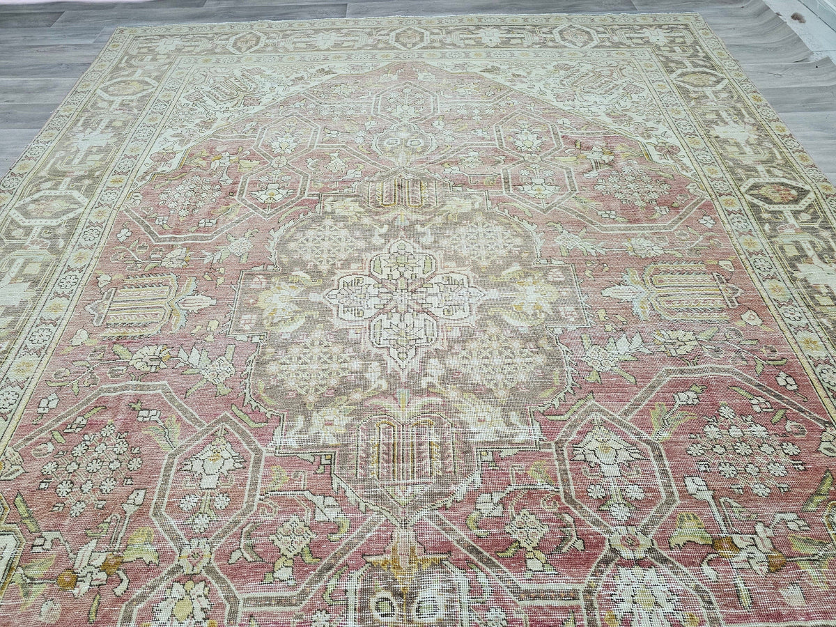 Heriz Rug 10x13 - Oversize Hand Knotted Muted Vintage Rug